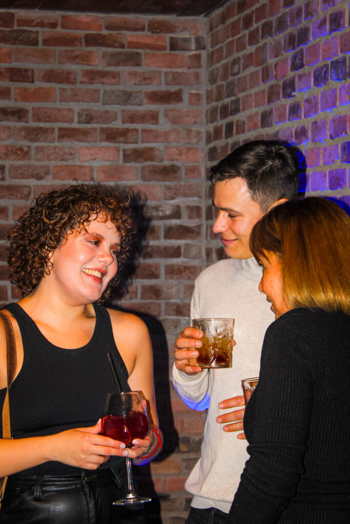 bares y eventos sociales